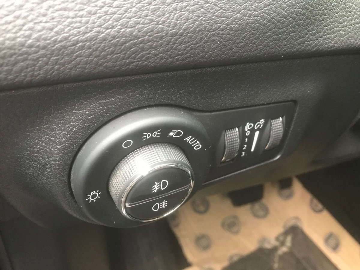 Jeep Compass 2.0 Multijet II aut. 4WD Limited (7)