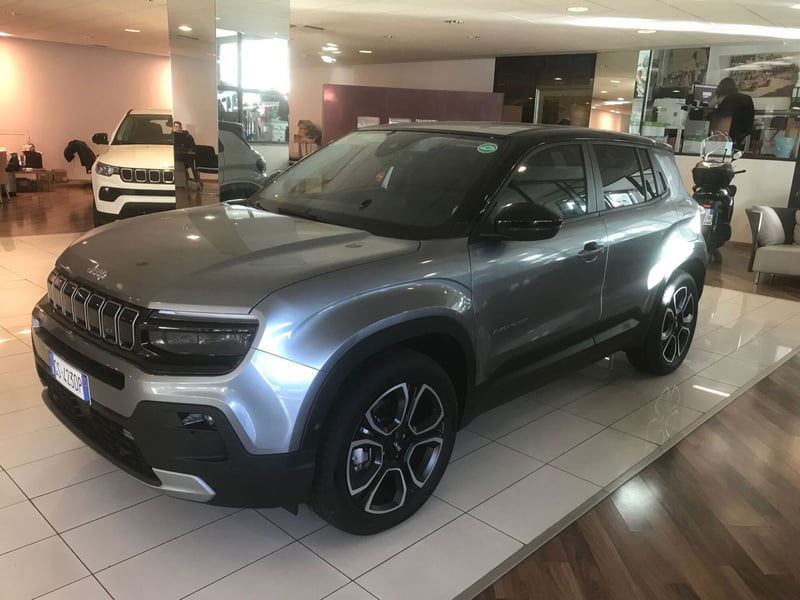 Jeep Avenger full-electric Summit fwd 156cv auto
