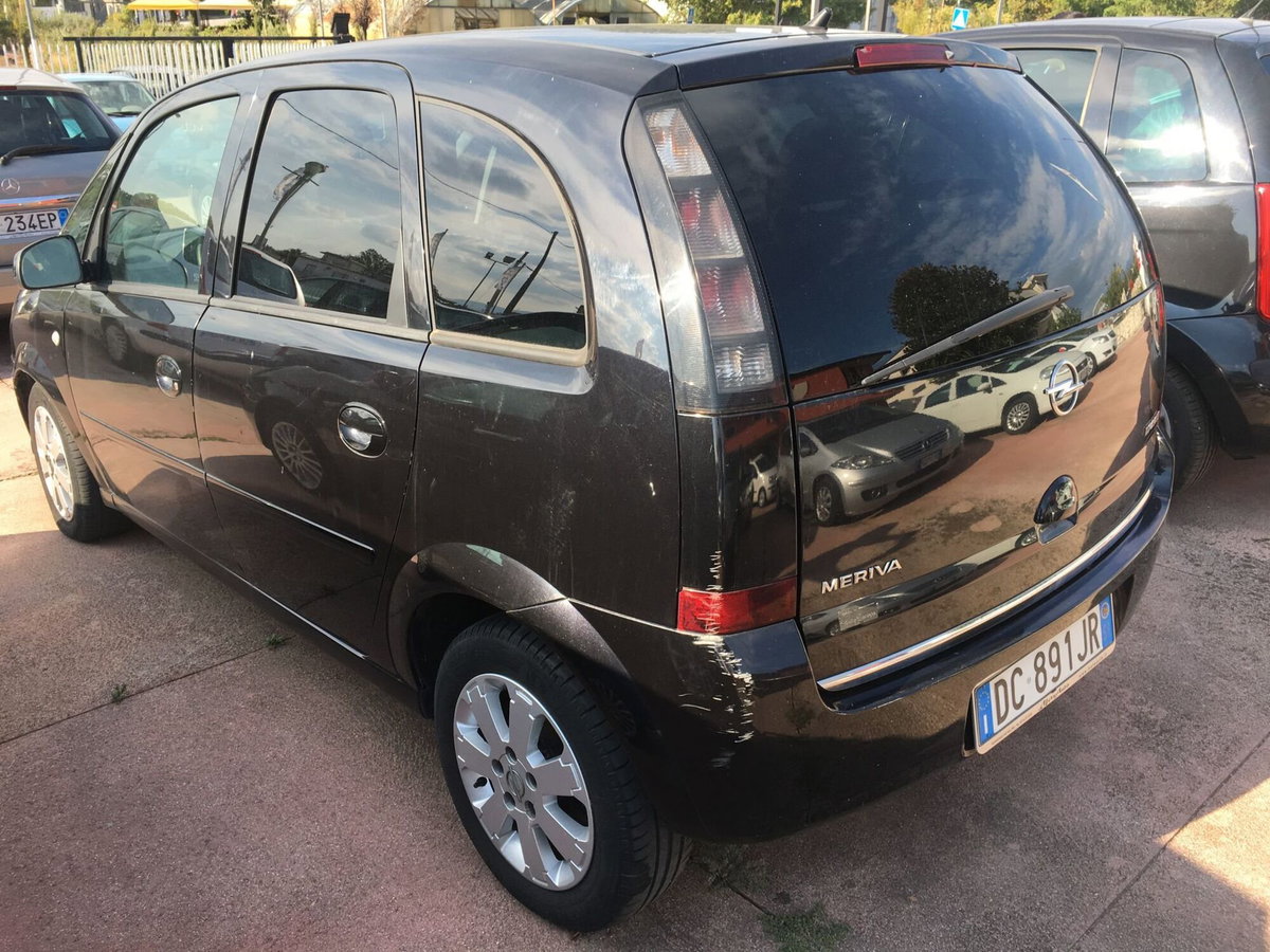 Opel Meriva 1.7 CDTI 101CV Enjoy (4)