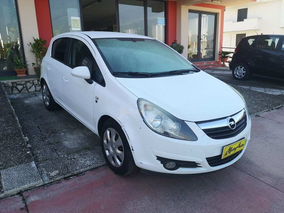 Opel Corsa 1.3 CDTI 75CV 5 porte Club (2)