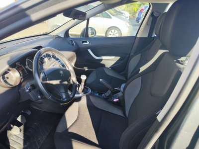 Peugeot 308 1.6 HDi 90CV FAP 5p. Premium (5)