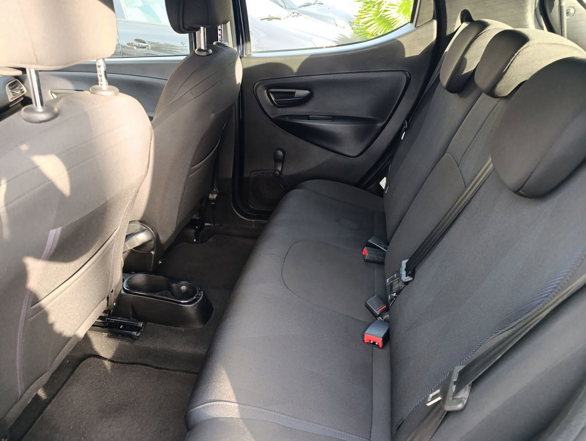 Lancia Ypsilon 1.2 69 CV 5 porte GPL Ecochic Gold (6)