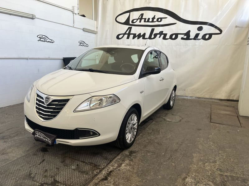 Lancia Ypsilon 1.2 69 CV 5 porte GPL Ecochic Gold