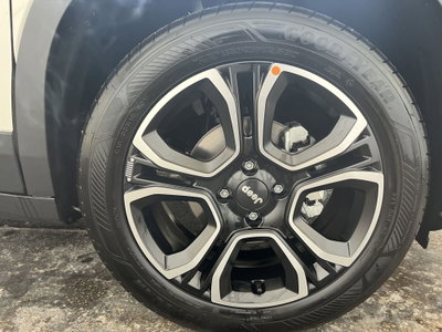 Jeep Avenger 1.2 turbo Summit fwd 100cv (16)