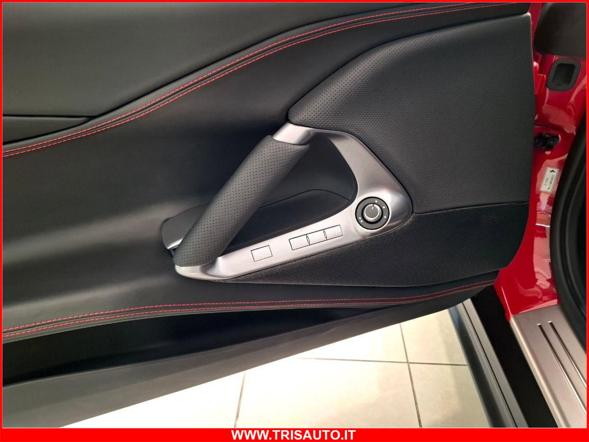 Ferrari 812 Coupé 812 Superfast (12)