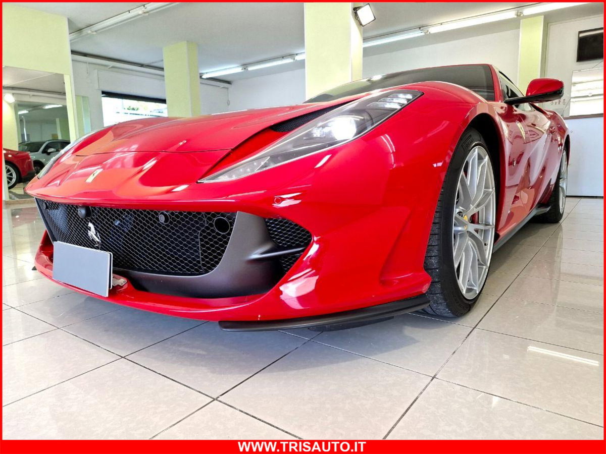 Ferrari 812 Coupé 812 Superfast (20)