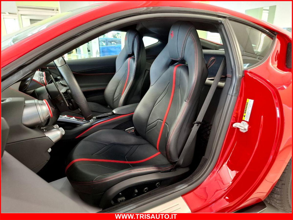 Ferrari 812 Coupé 812 Superfast (8)