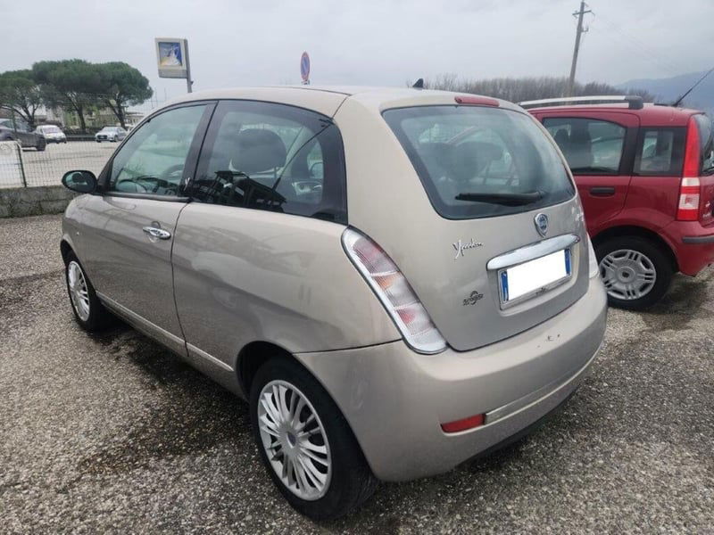 Lancia Ypsilon 1.3 MJT 75 CV Passion