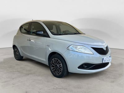 Lancia Ypsilon 1.2 69 CV 5 porte Gold usata