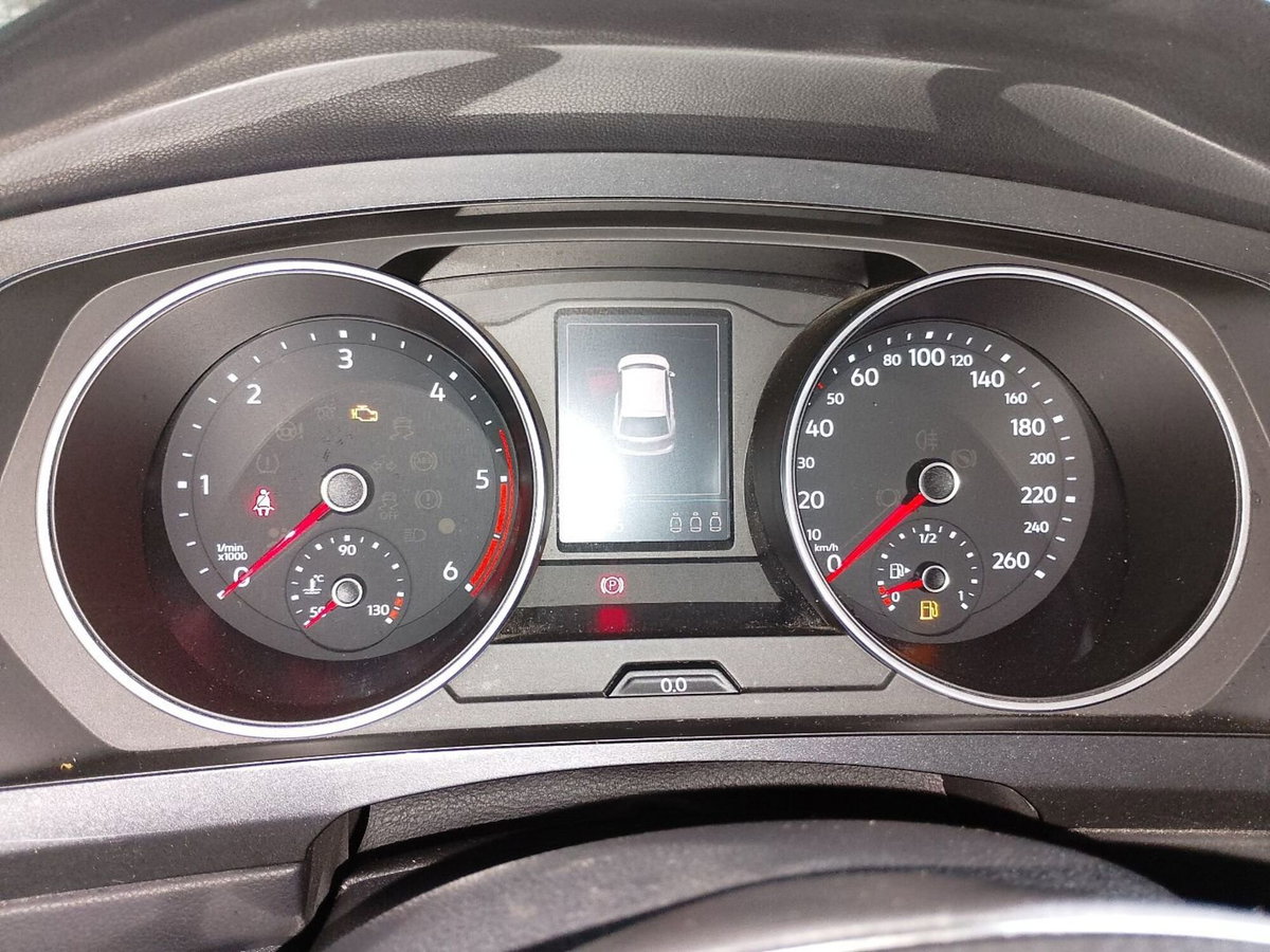 Volkswagen Tiguan 1.6 TDI SCR Style BlueMotion Technology (15)