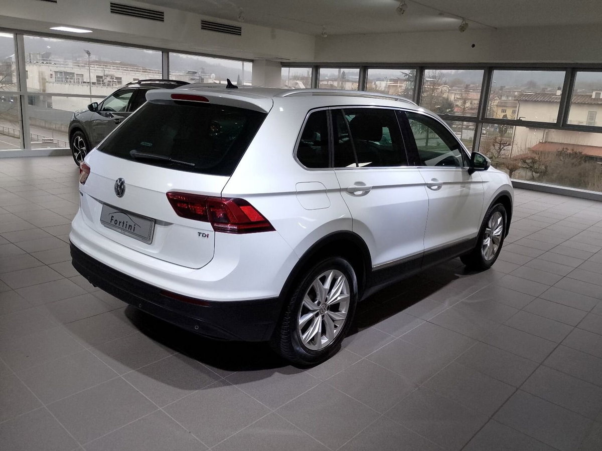 Volkswagen Tiguan 1.6 TDI SCR Style BlueMotion Technology (6)