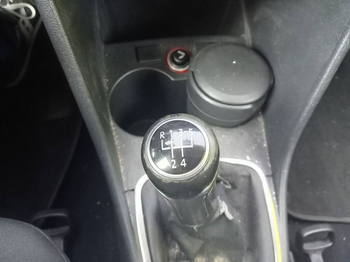 Volkswagen Polo 1.2 TDI DPF 3 p. BlueMotion 89g (15)