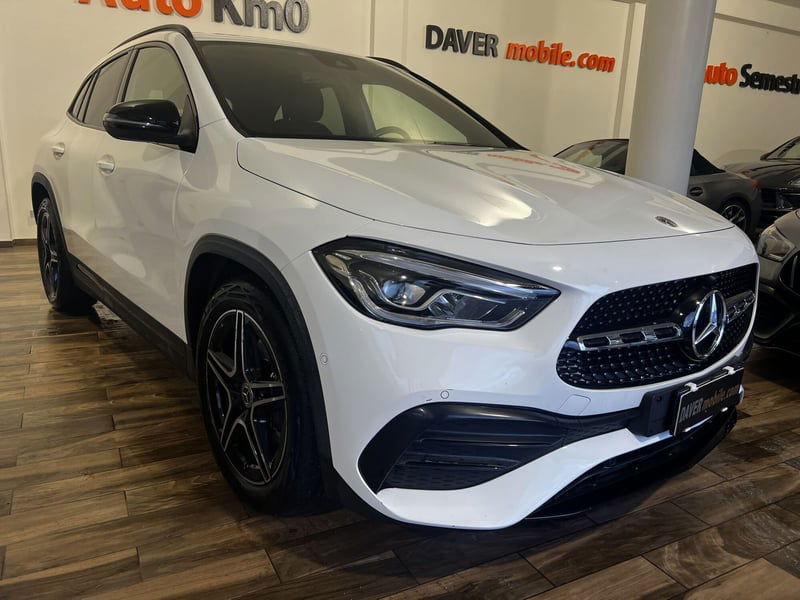 Mercedes-Benz GLA SUV 200 d Automatic Premium