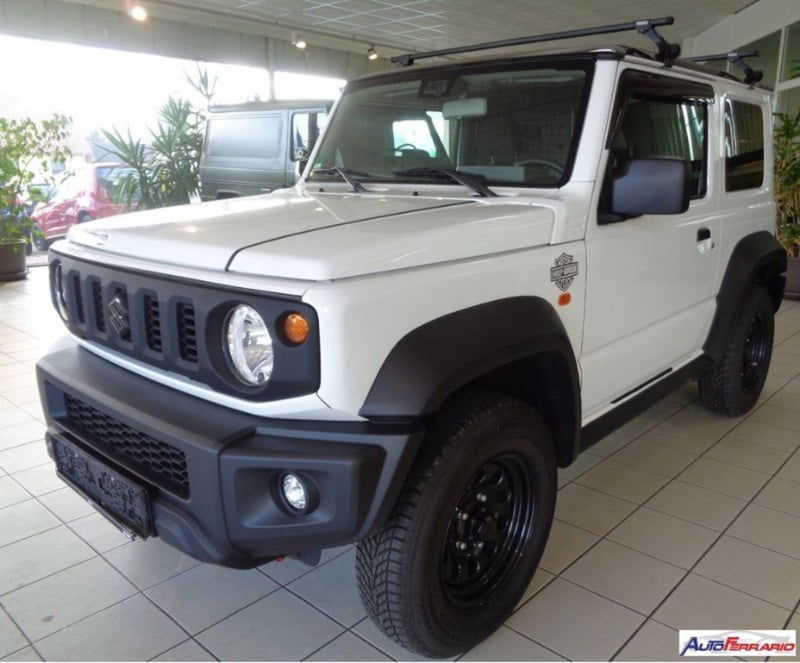 Suzuki Jimny 1.5 5MT Top