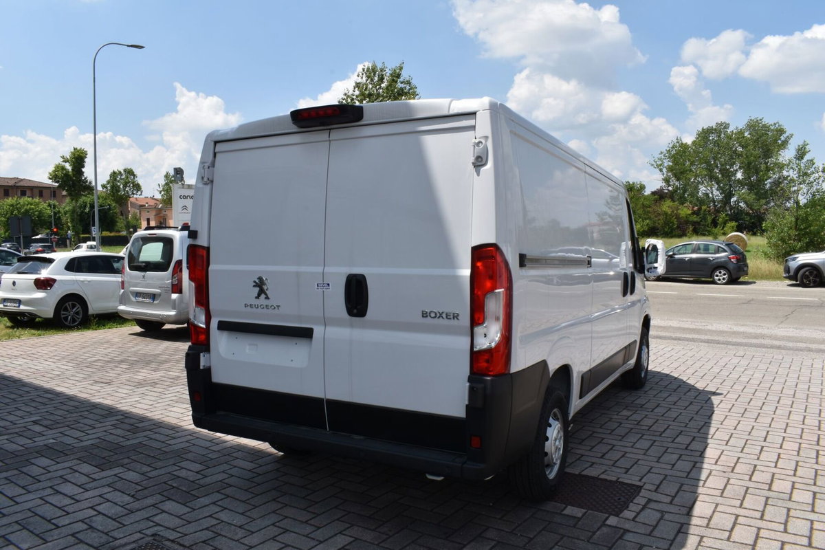 Peugeot Boxer Furgone 333 2.2 BlueHDi 140 S&S PM-TM Furgone (10)