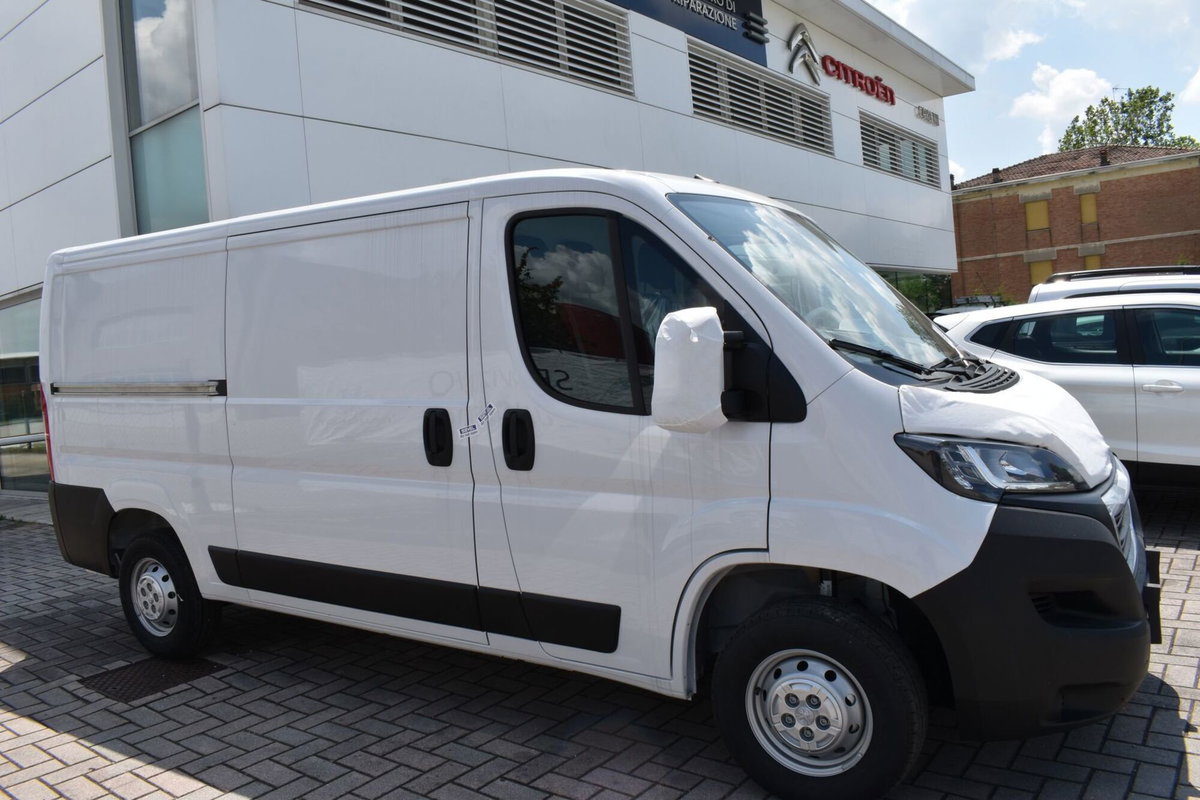 Peugeot Boxer Furgone 333 2.2 BlueHDi 140 S&S PM-TM Furgone (3)