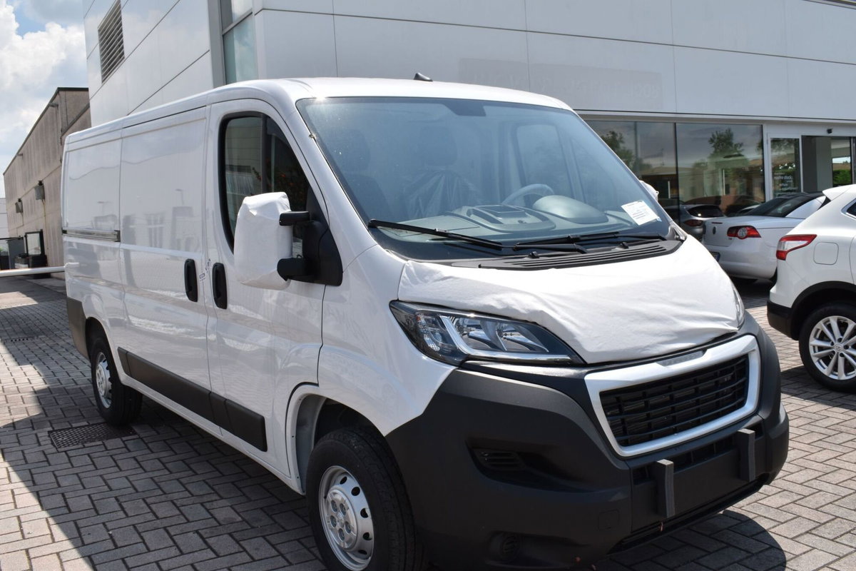 Peugeot Boxer Furgone 333 2.2 BlueHDi 140 S&S PM-TM Furgone (4)