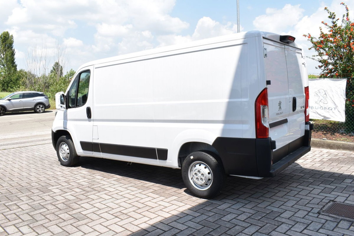 Peugeot Boxer Furgone 333 2.2 BlueHDi 140 S&S PM-TM Furgone (7)