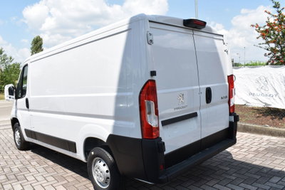 Peugeot Boxer Furgone 333 2.2 BlueHDi 140 S&S PM-TM Furgone (8)