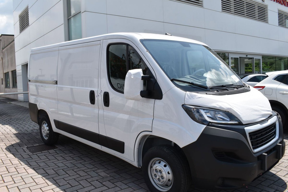 Peugeot Boxer Furgone 333 2.2 BlueHDi 140 S&S PM-TM Furgone (9)