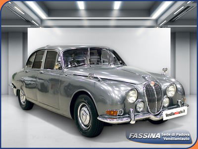 Jaguar S-Type 4.2 V8 Executive usata