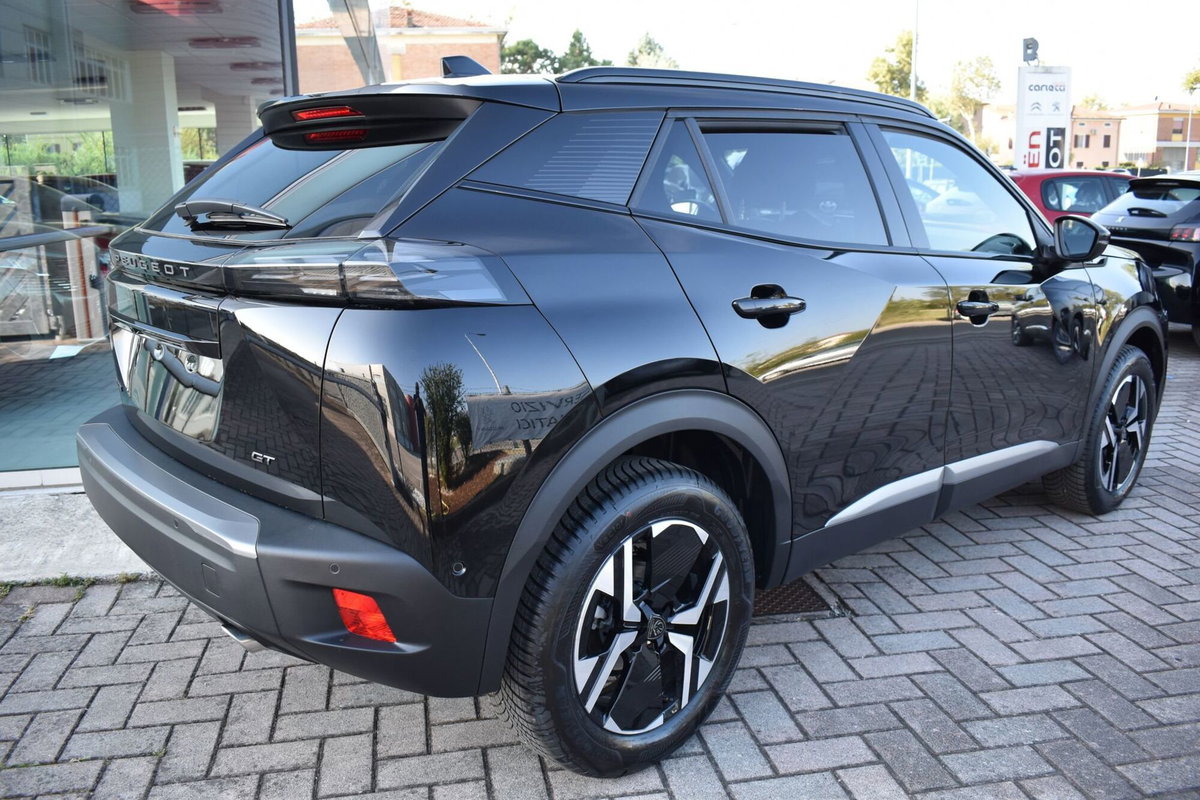 Peugeot 2008 1.2 puretech Allure s&s 100cv (10)