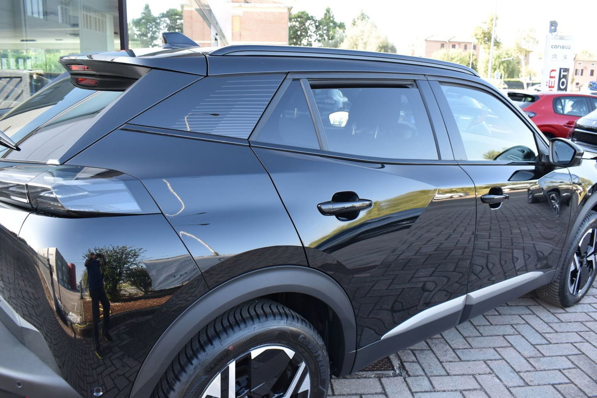 Peugeot 2008 1.2 puretech Allure s&s 100cv (11)