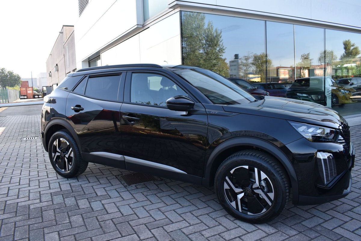 Peugeot 2008 1.2 puretech Allure s&s 100cv (13)