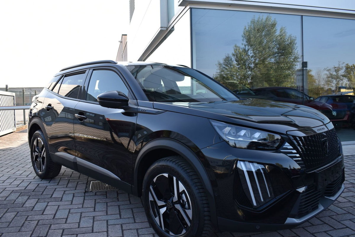 Peugeot 2008 1.2 puretech Allure s&s 100cv (14)