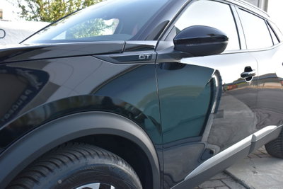 Peugeot 2008 1.2 puretech Allure s&s 100cv (6)