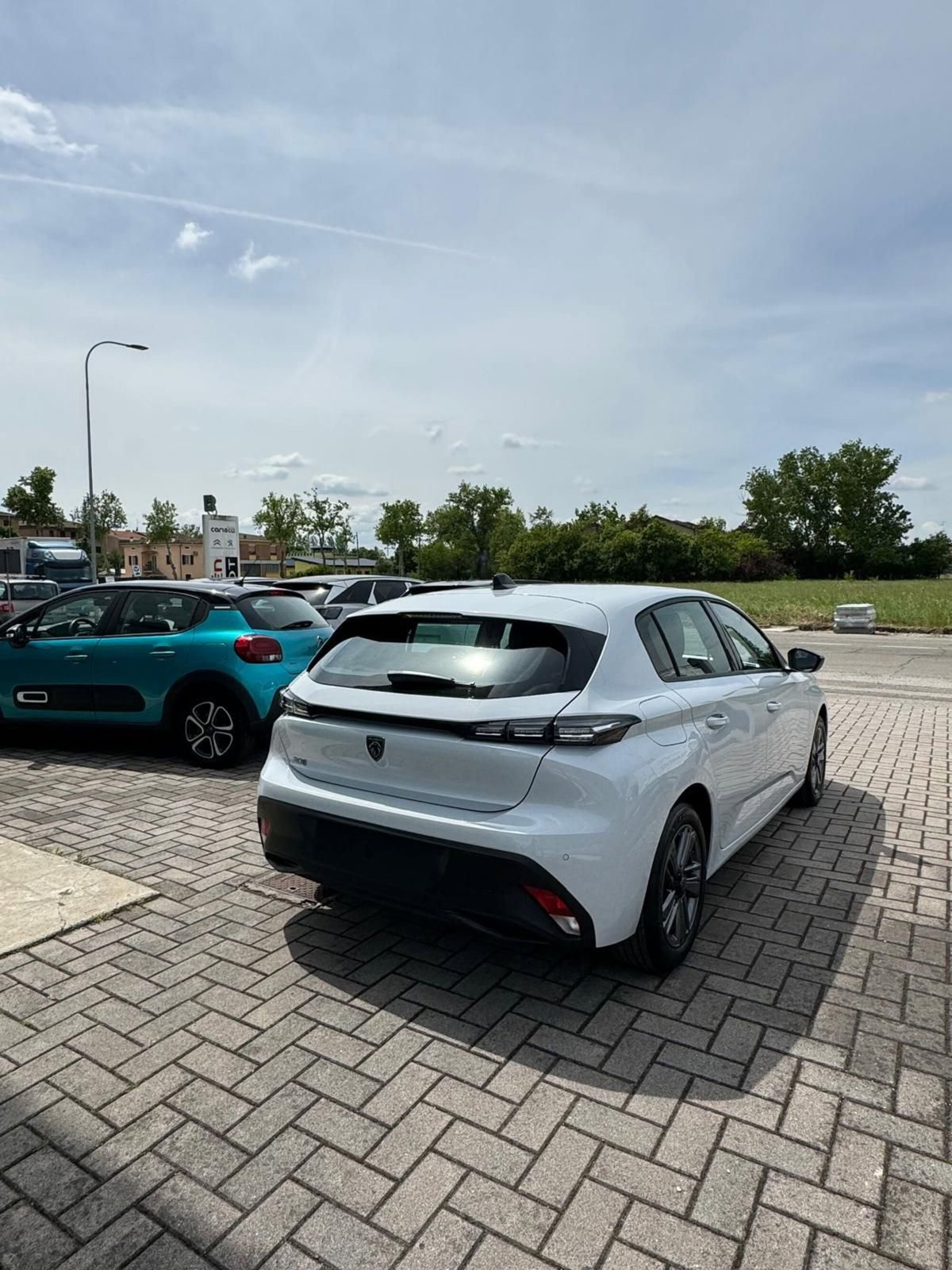 Peugeot 308 PureTech Turbo 130 S&S Active Pack (14)