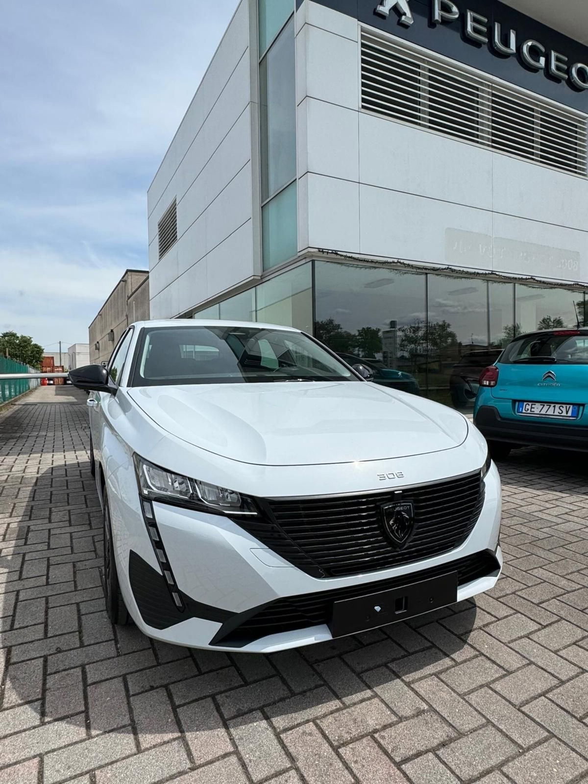 Peugeot 308 PureTech Turbo 130 S&S Active Pack (4)