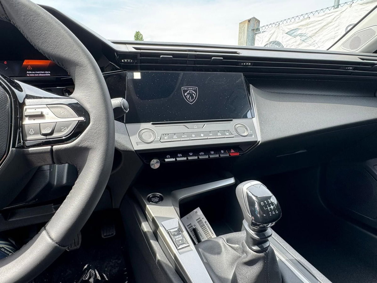 Peugeot 308 PureTech Turbo 130 S&S Active Pack (7)