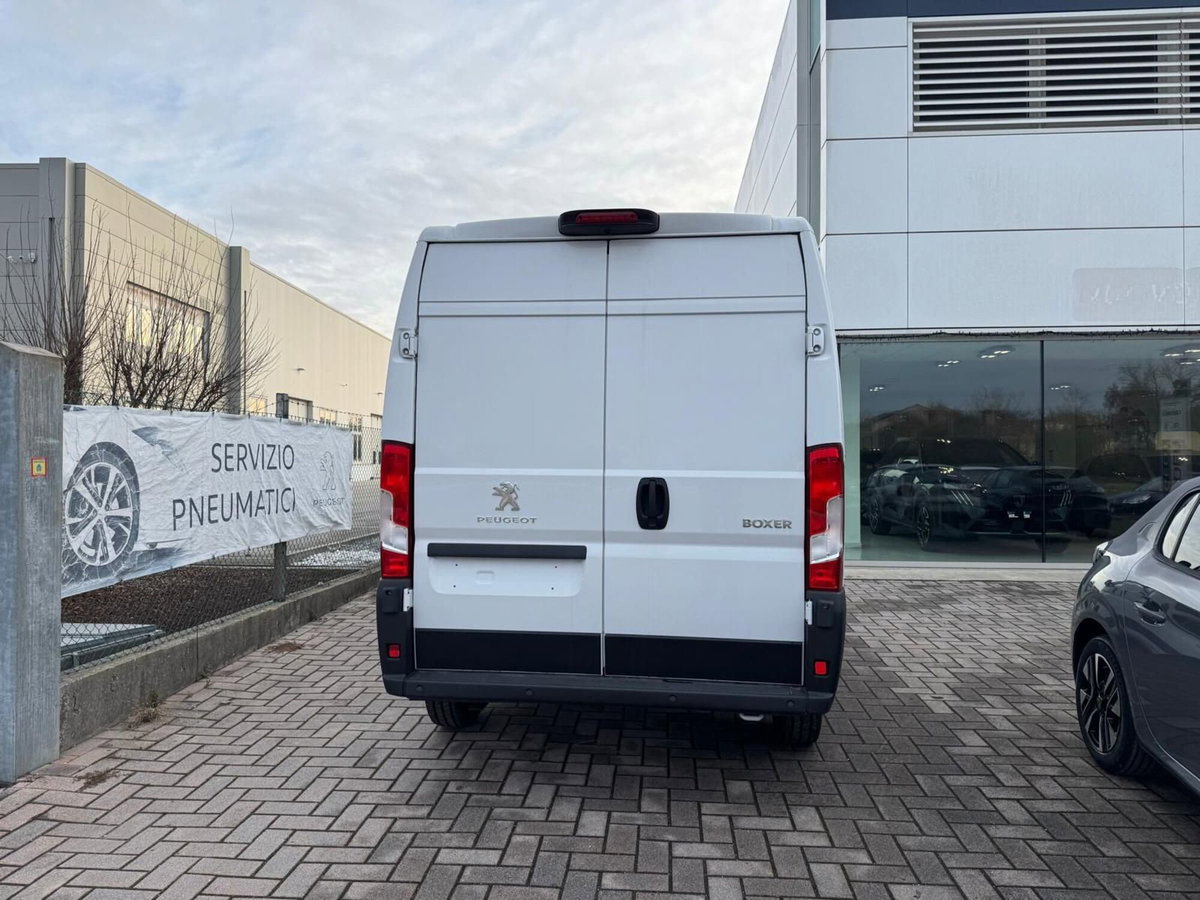 Peugeot Boxer Furgone 333 2.2 BlueHDi 140 S&S PLM-TM Furgone (4)