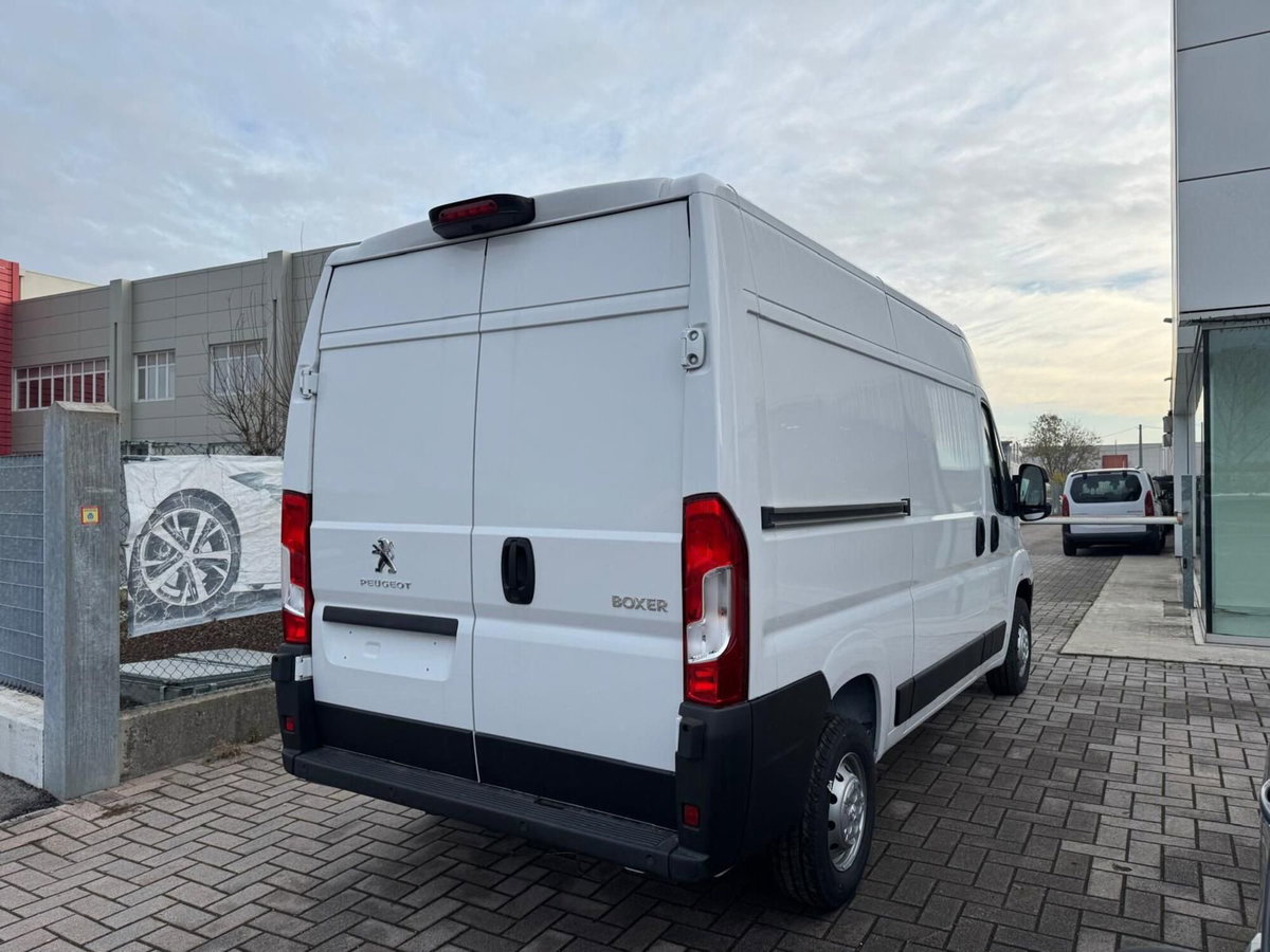 Peugeot Boxer Furgone 333 2.2 BlueHDi 140 S&S PLM-TM Furgone (5)