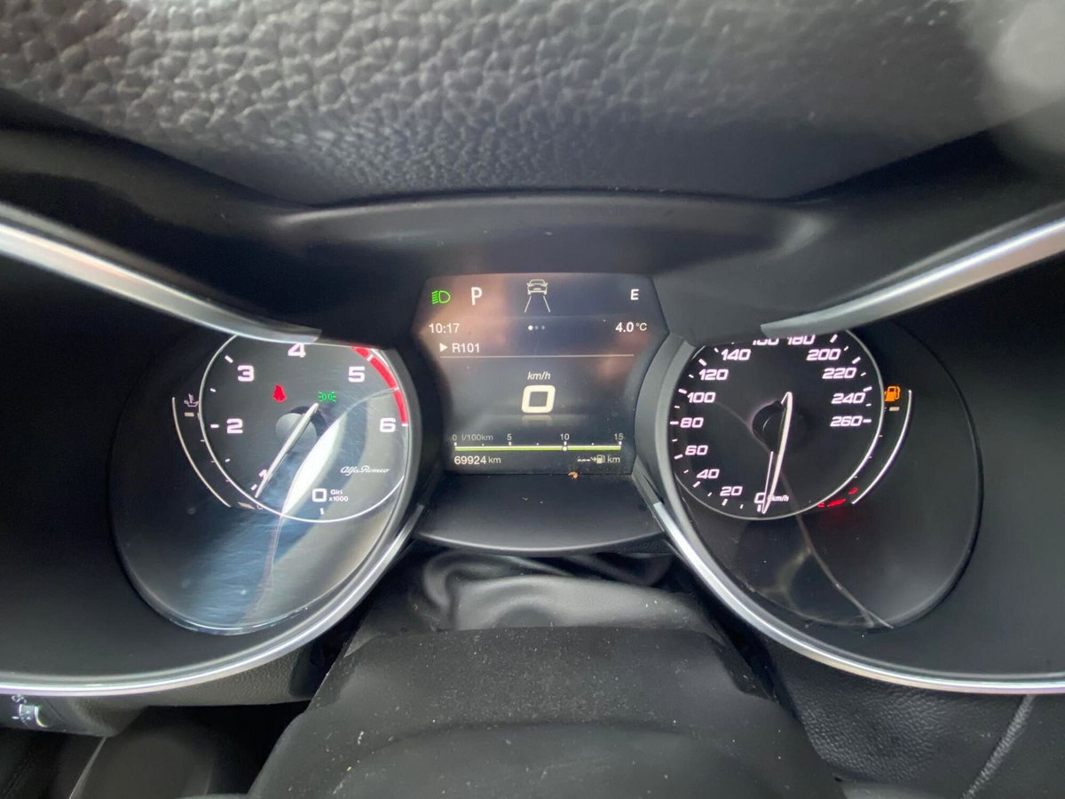 Alfa Romeo Stelvio Stelvio 2.2 Turbodiesel 210 CV AT8 Q4 Super (9)