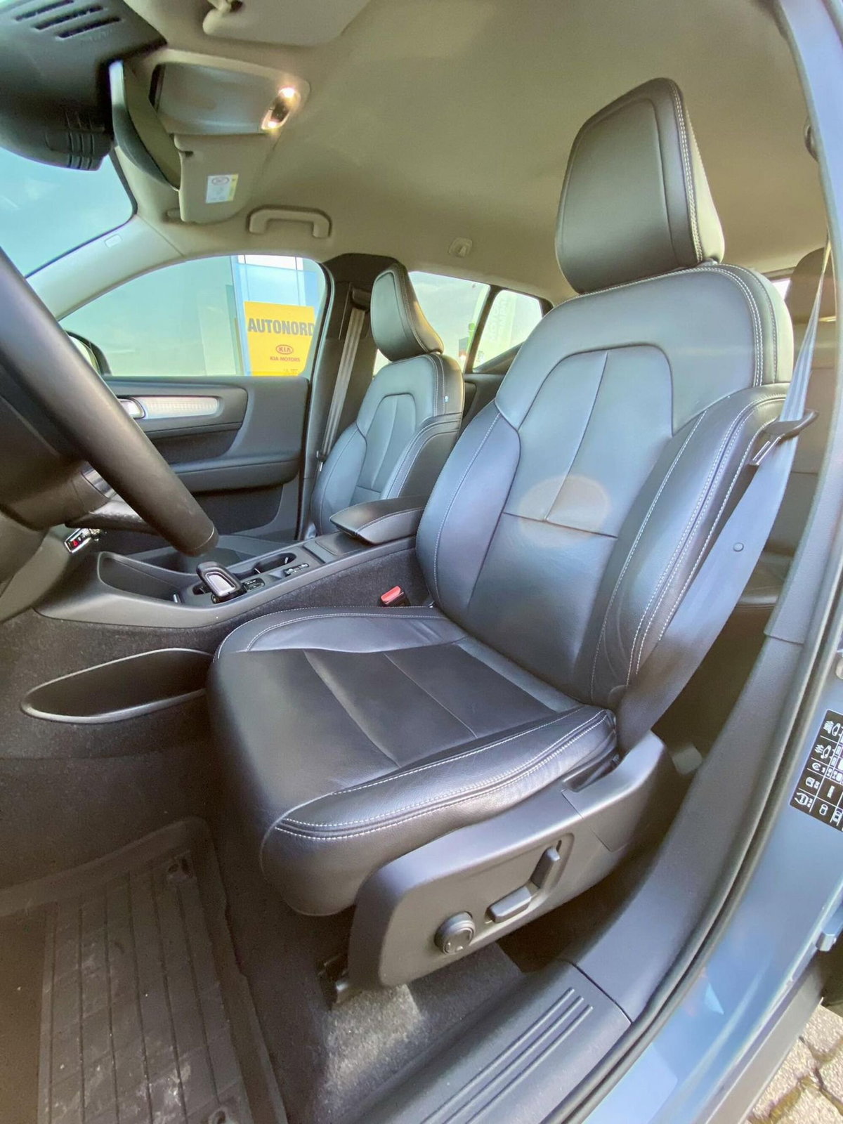 Volvo XC40 D3 Geartronic Business Plus (7)
