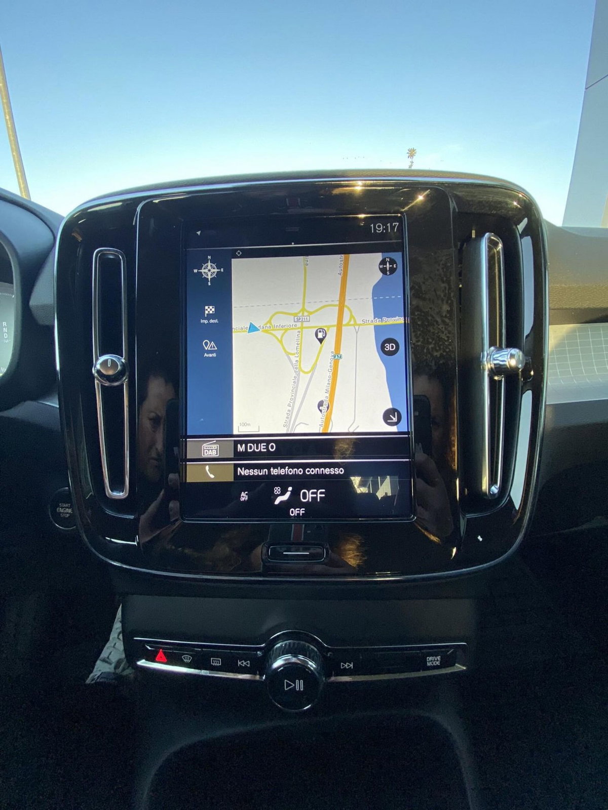 Volvo XC40 D3 Geartronic Business Plus (9)