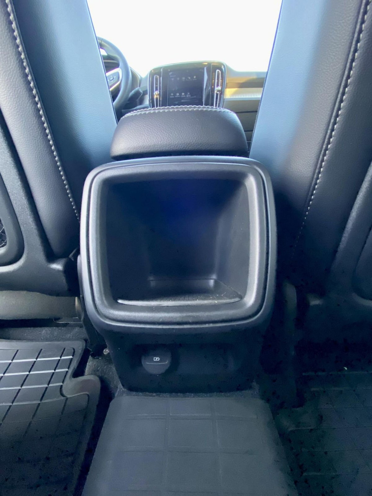 Volvo XC40 D3 Geartronic Business Plus (13)