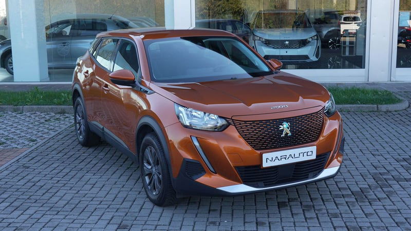 Peugeot 2008 motore elettrico 136 CV Active Pack
