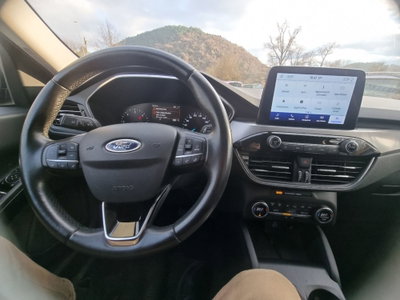 Ford Kuga 1.5 EcoBlue 120 CV 2WD Titanium (9)