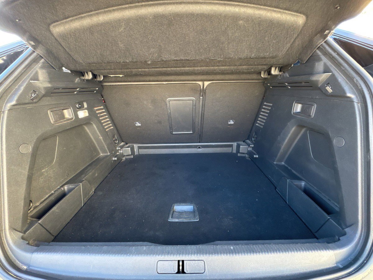 Peugeot 3008 BlueHDi 130 S&S GT Line (14)