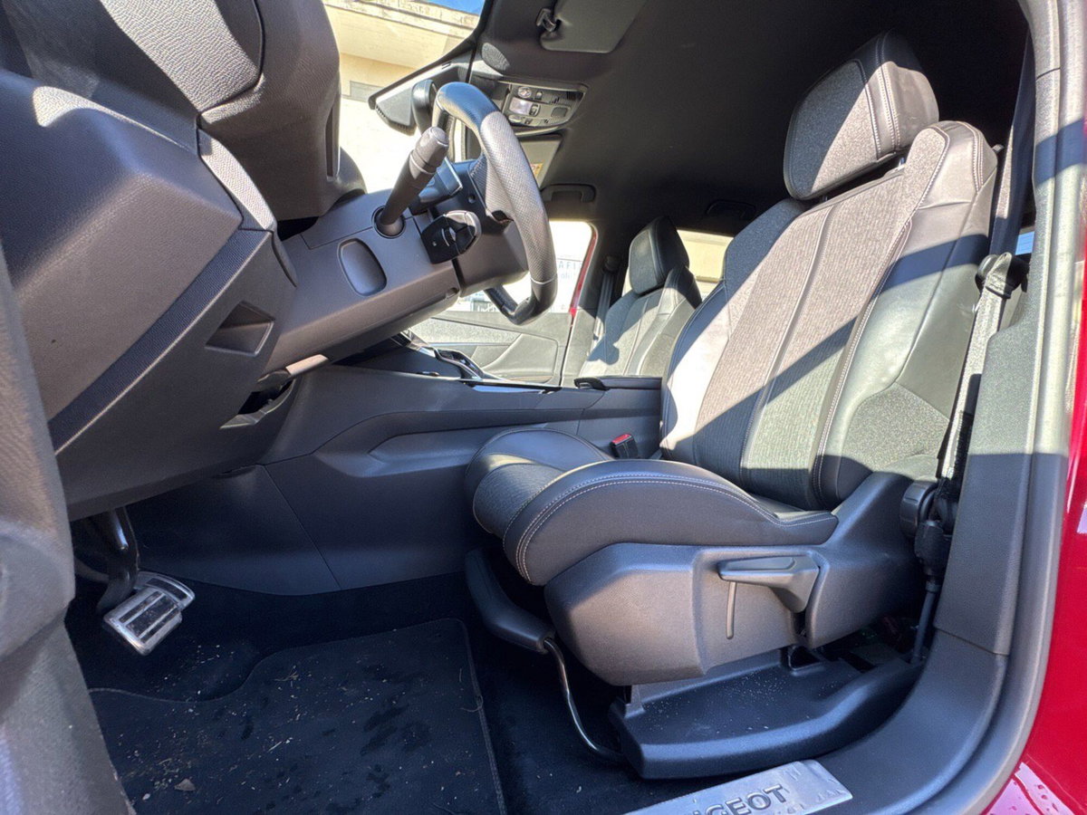 Peugeot 3008 BlueHDi 130 S&S GT Line (17)