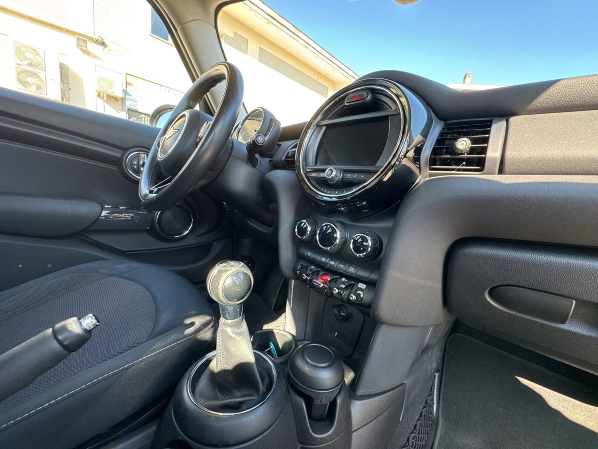MINI Mini 1.5 One D Business 5 porte (16)
