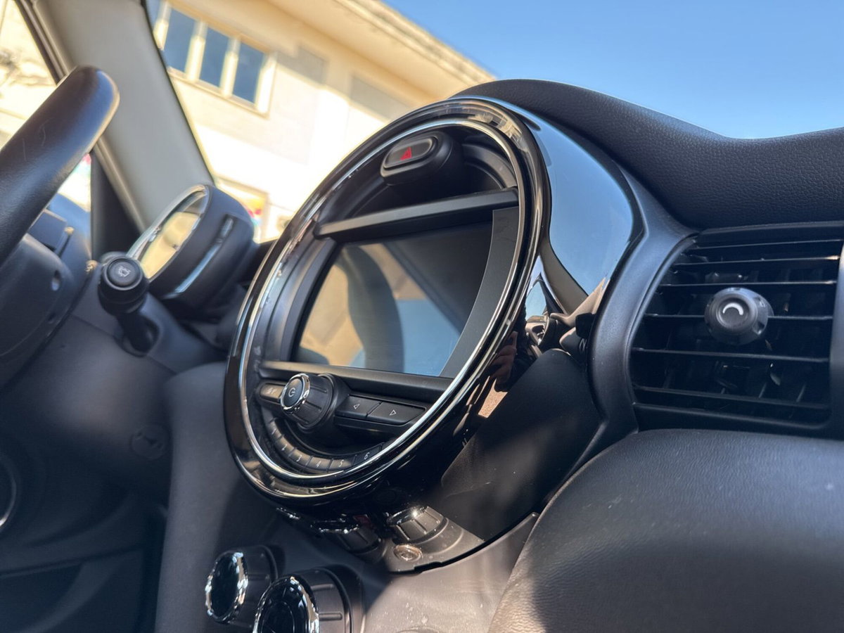 MINI Mini 1.5 One D Business 5 porte (17)
