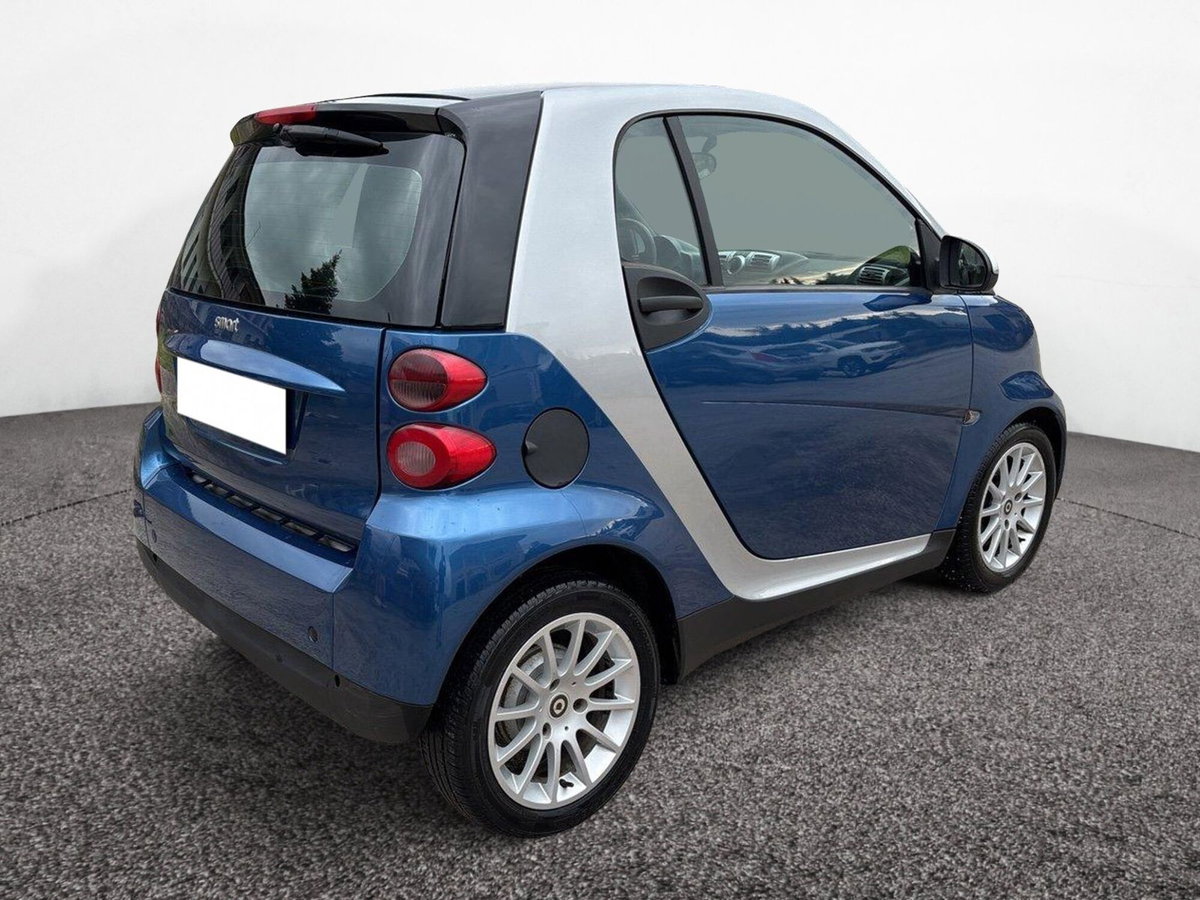 smart Fortwo 1000 52 kW MHD coupé pulse (6)