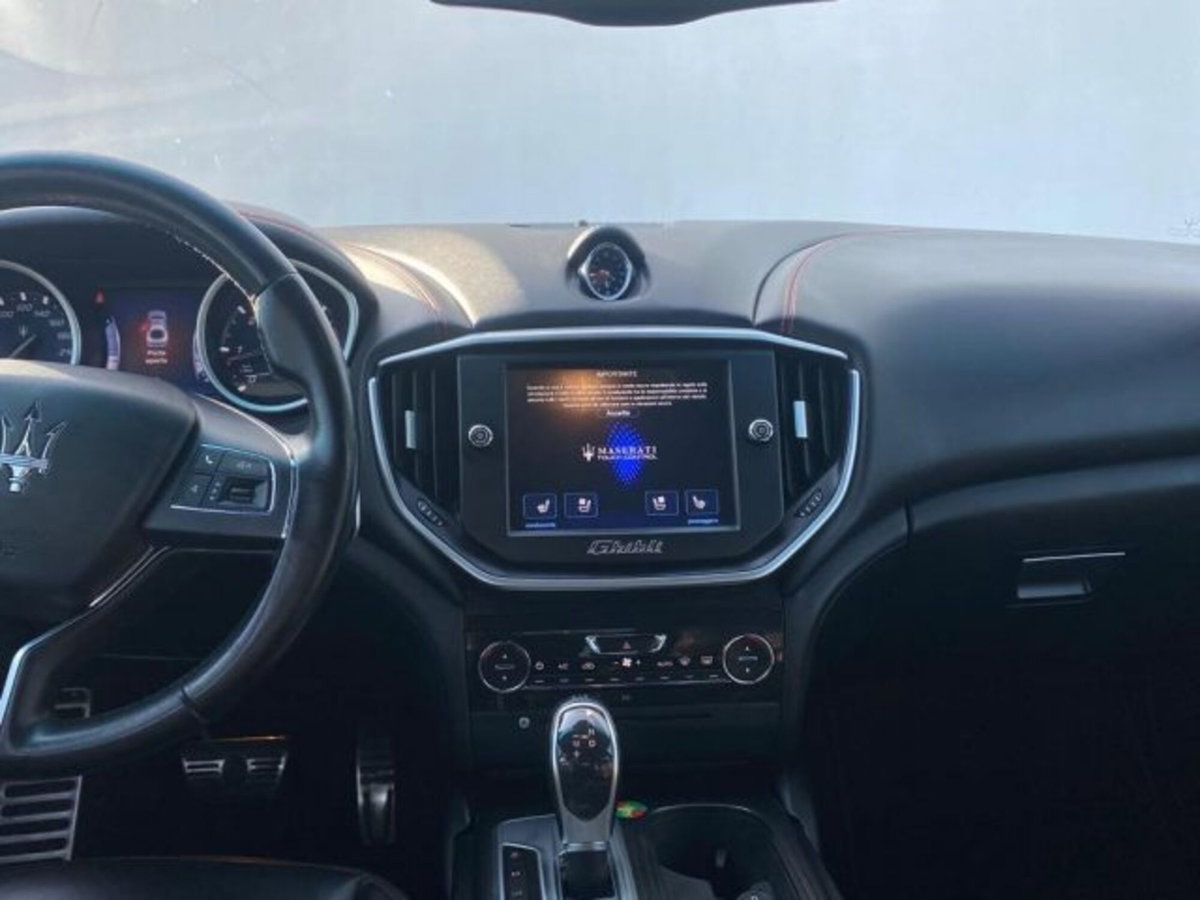 Maserati Ghibli Ghibli V6 Diesel 275 CV Gransport (19)