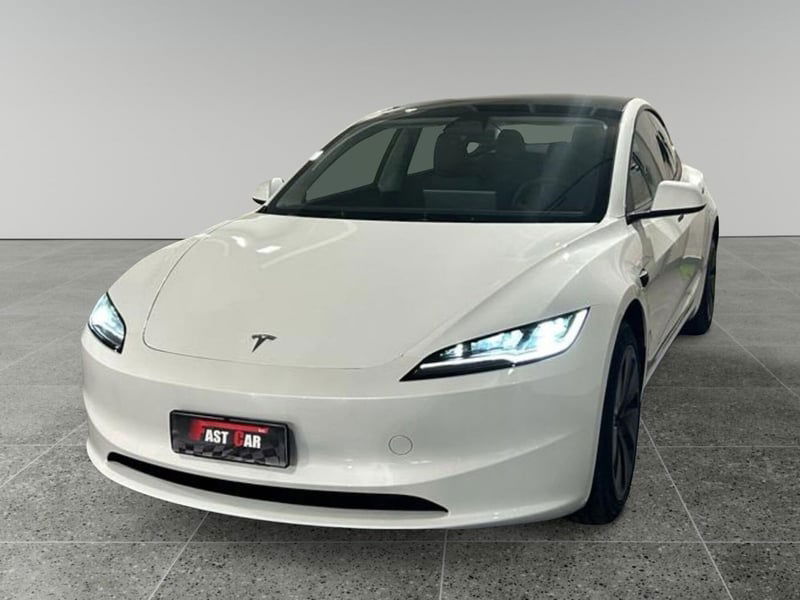 Tesla Model 3 Model 3 RWD