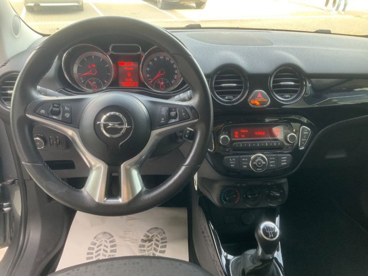 Opel Adam 1.4 87 CV GPL Tech Glam (9)