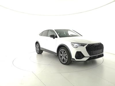 Audi Q3 Sportback 35 2.0 tdi Identity Black s-tronic nuova